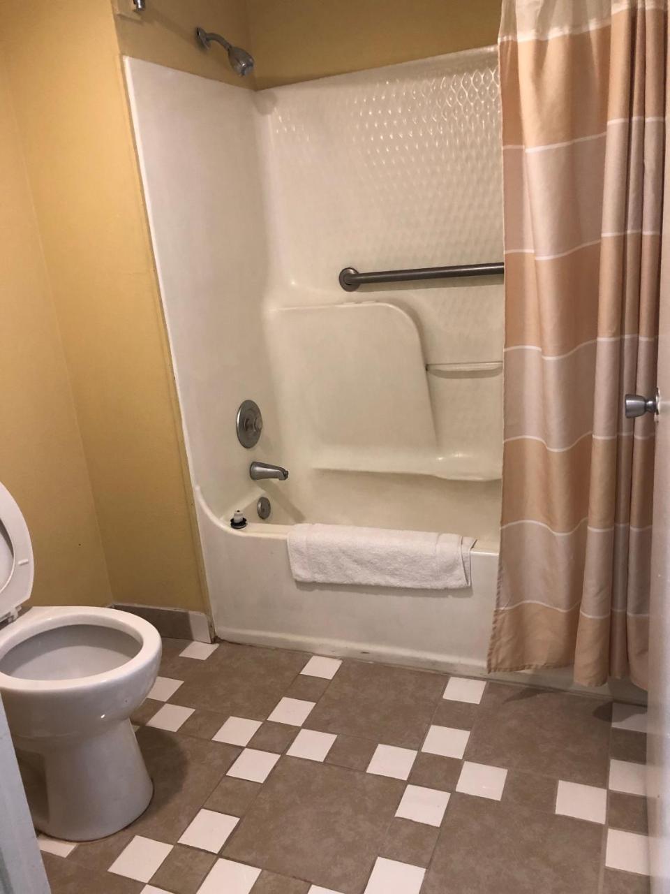 Americas Best Inn - Savannah I-95 Georgetown ภายนอก รูปภาพ